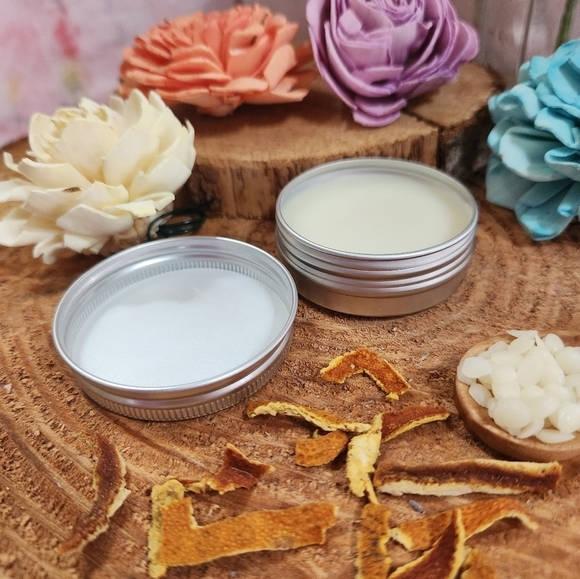 Handmade Grapefruit Lip Balm‎ - Picture 2 of 4